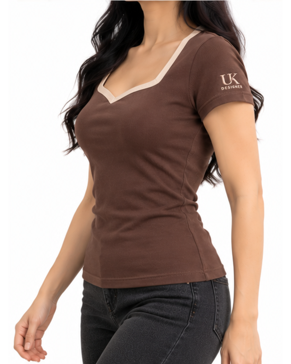 Side view of the cocoa sweetheart T-shirt with black jeans